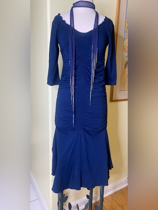 Leom Designs Dresses & Skirts - Leom Designs Elegant Navy Ruched Midi Dress - Women